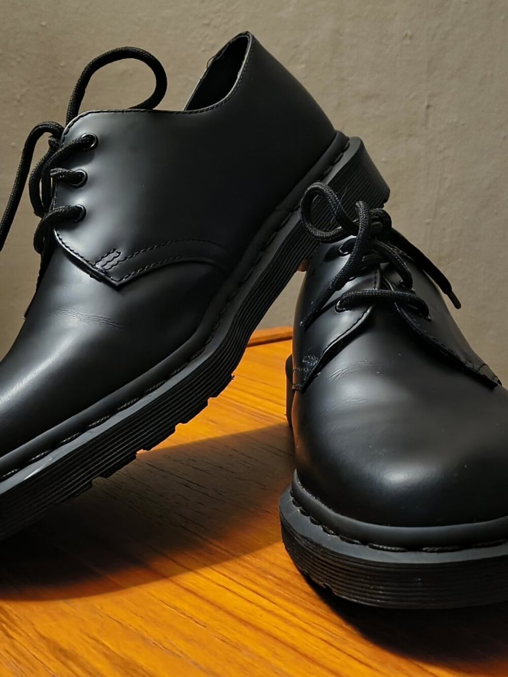 Dr Martens 1461 Mono Smooth Leather Oxford Shoes - Picture 5 of 9